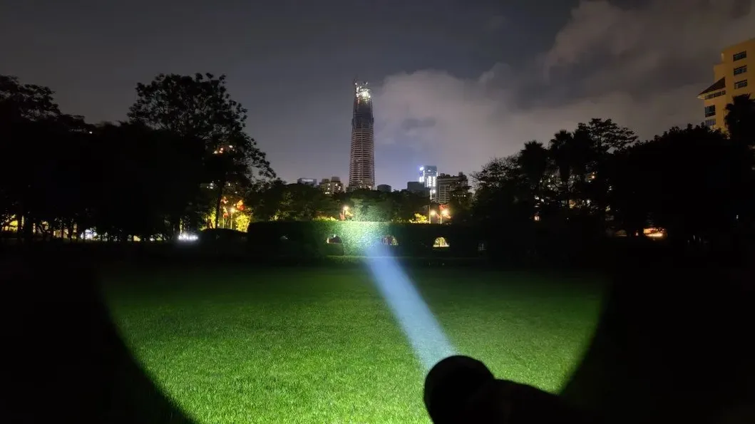 1100 Meter 1200 Lumen Hunting Torch Linternas Nextorch P82 Super Long Distance for Searching for Hunting Weapons